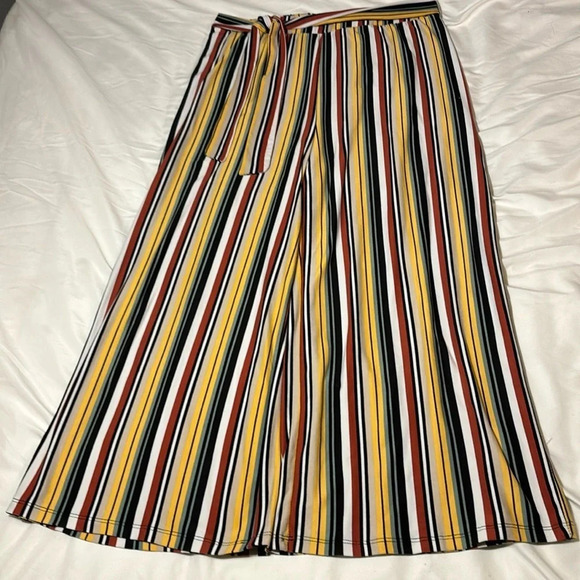 Pants - Women’s Wide Leg Pull On Stretch
Stripes Tie Belt Boho Pants